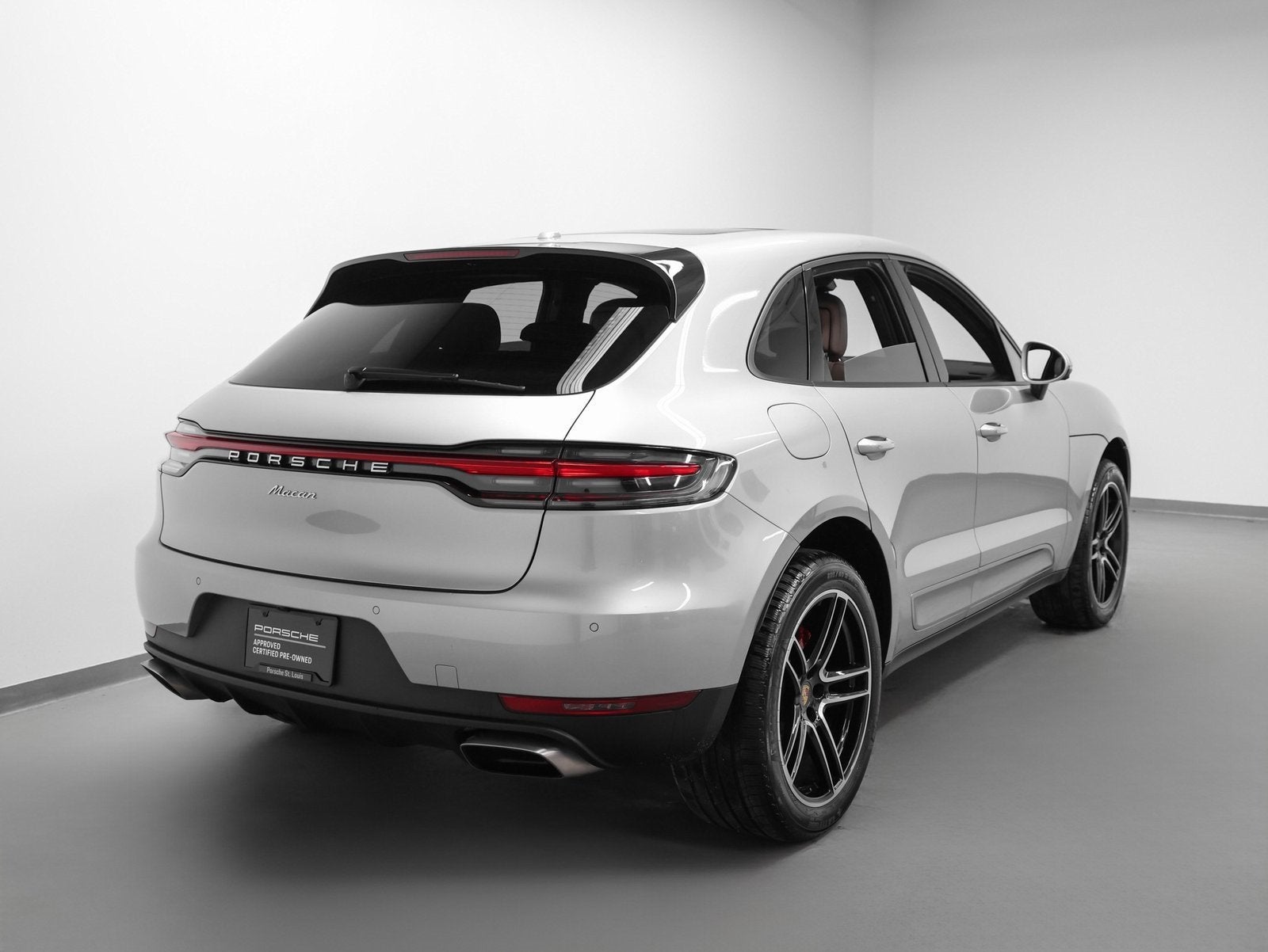 2021 Porsche Macan Base