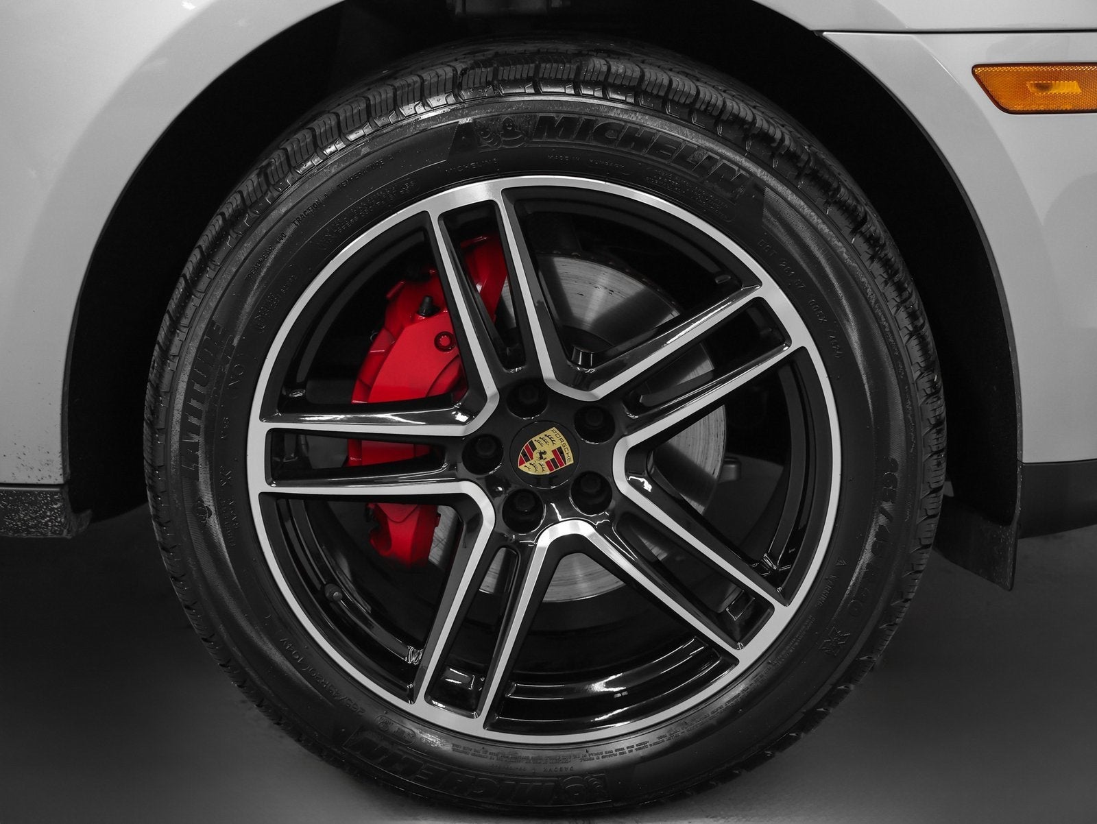 2021 Porsche Macan Base