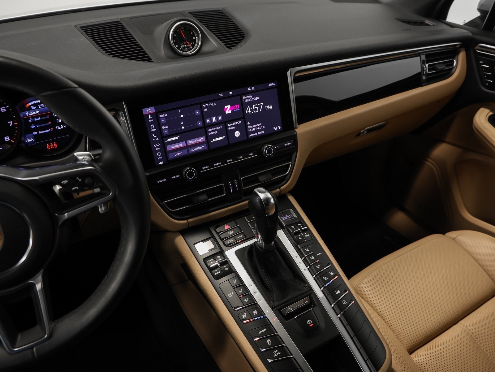 2021 Porsche Macan Base