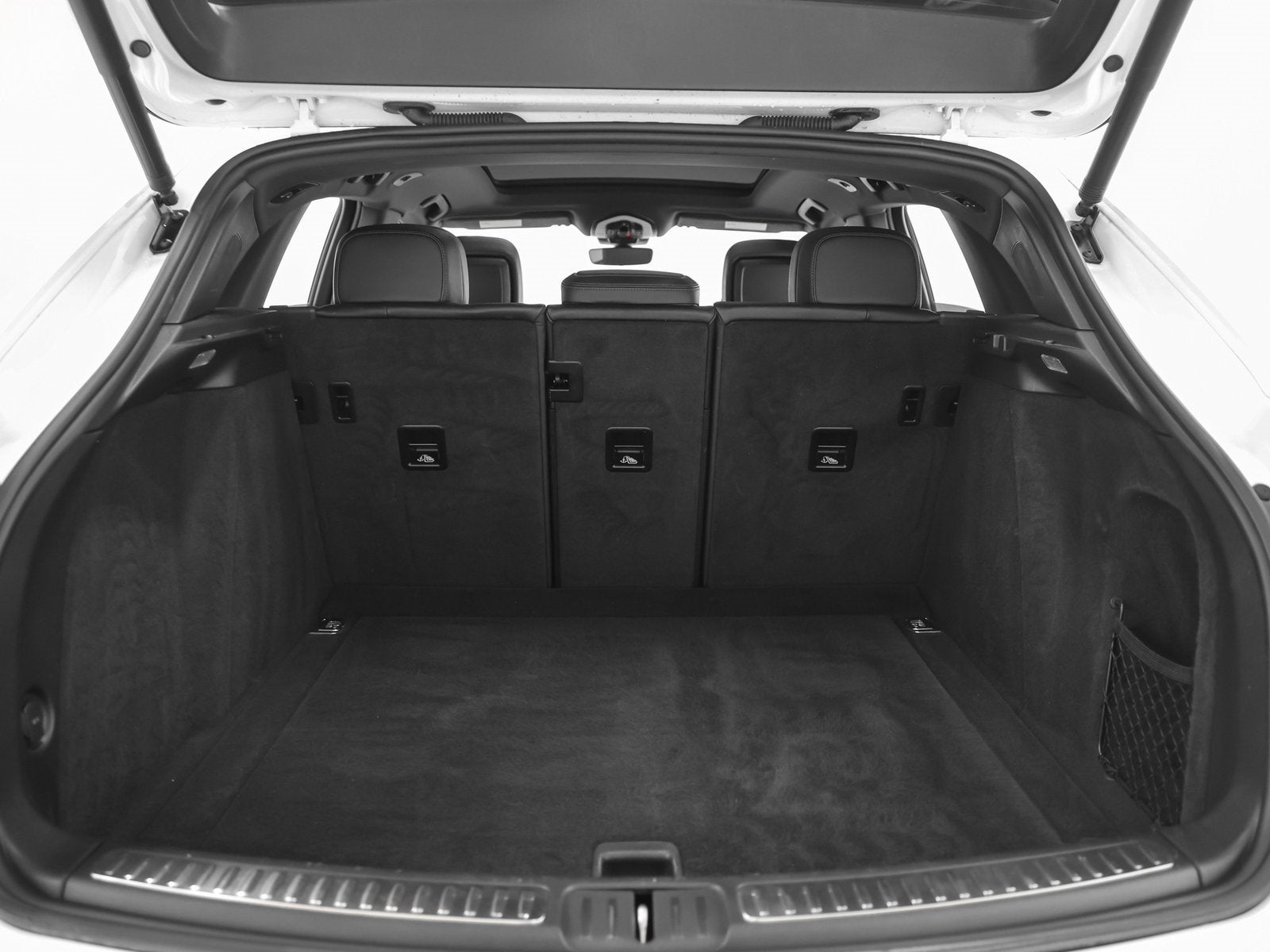 2022 Porsche Macan Base