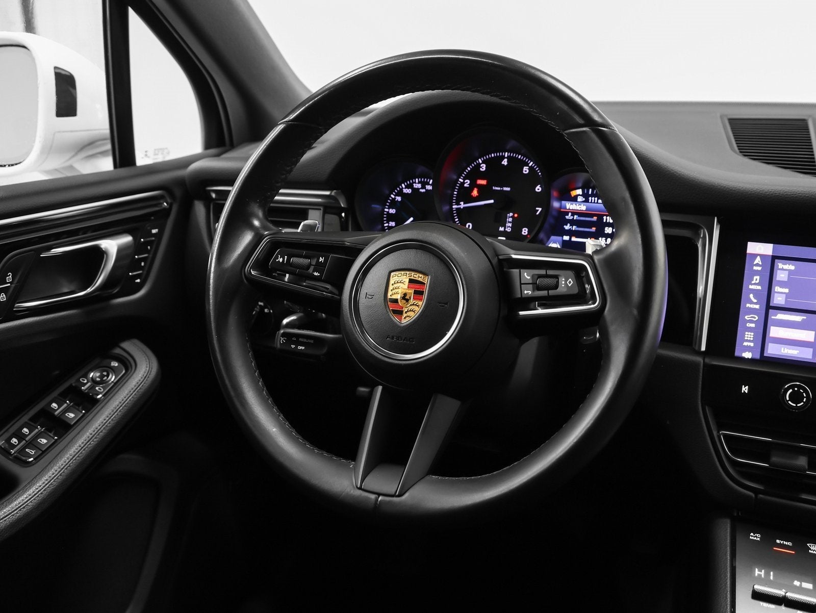 2022 Porsche Macan Base