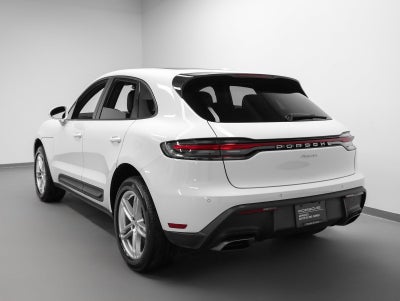 2022 Porsche Macan Base