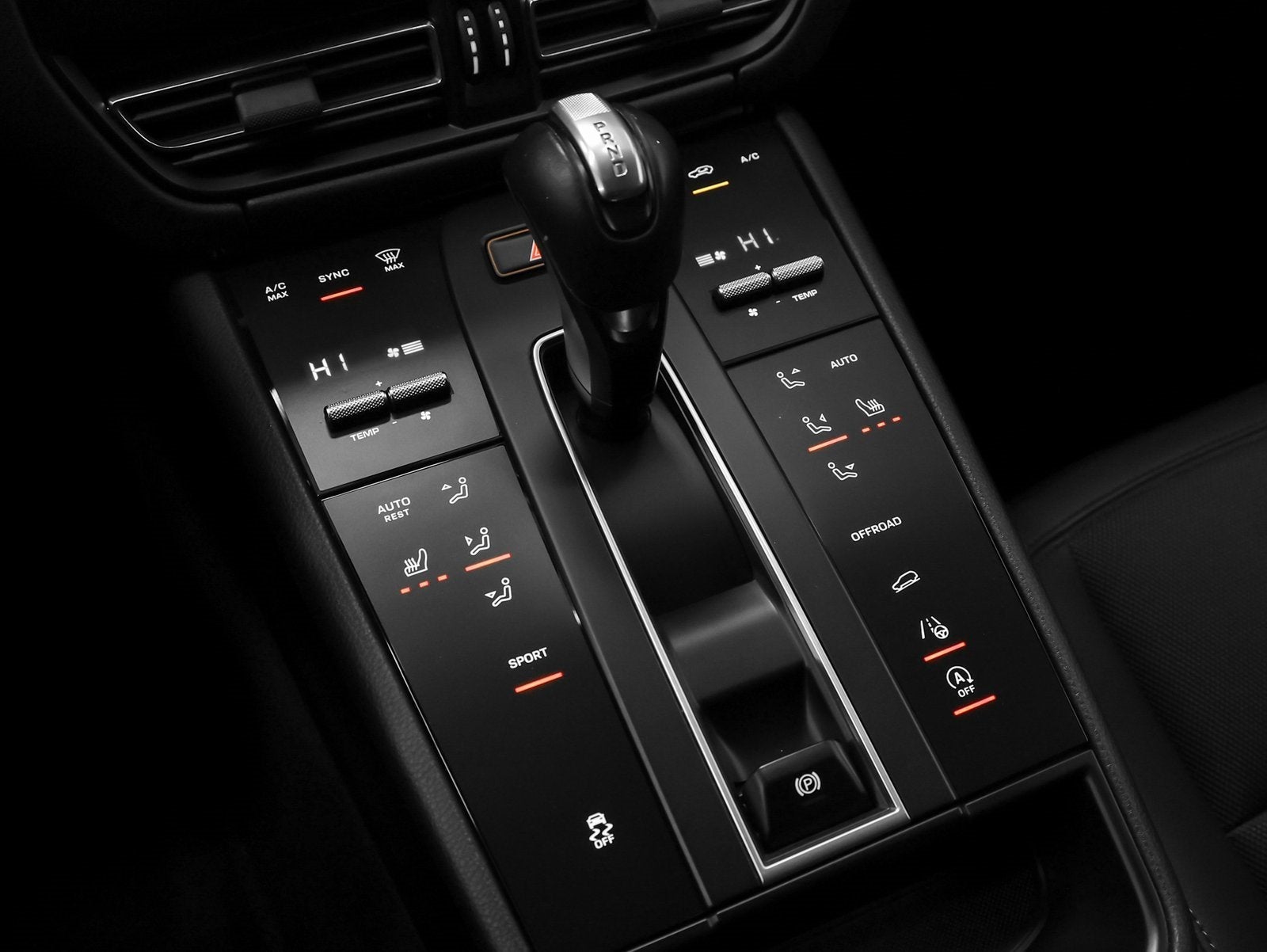 2022 Porsche Macan Base