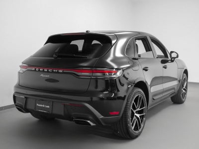 2025 Porsche Macan Base