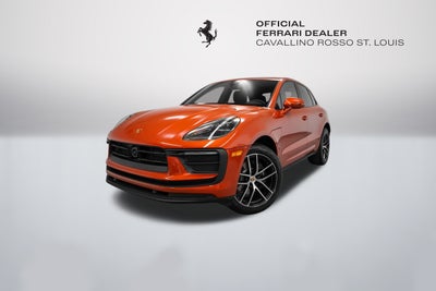 2025 Porsche Macan Base