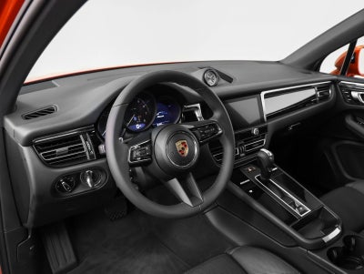 2025 Porsche Macan Base