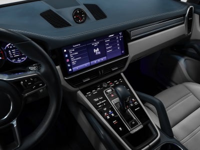 2023 Porsche Cayenne Platinum Edition