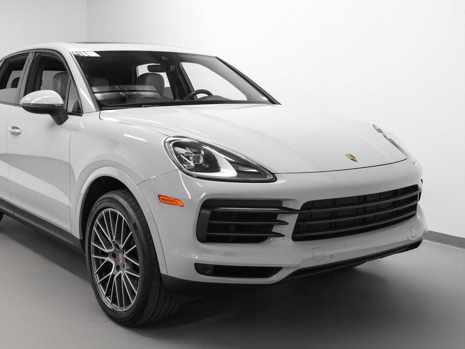 2023 Porsche Cayenne Platinum Edition