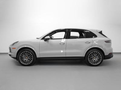2023 Porsche Cayenne Platinum Edition