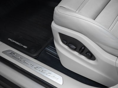 2023 Porsche Cayenne Platinum Edition