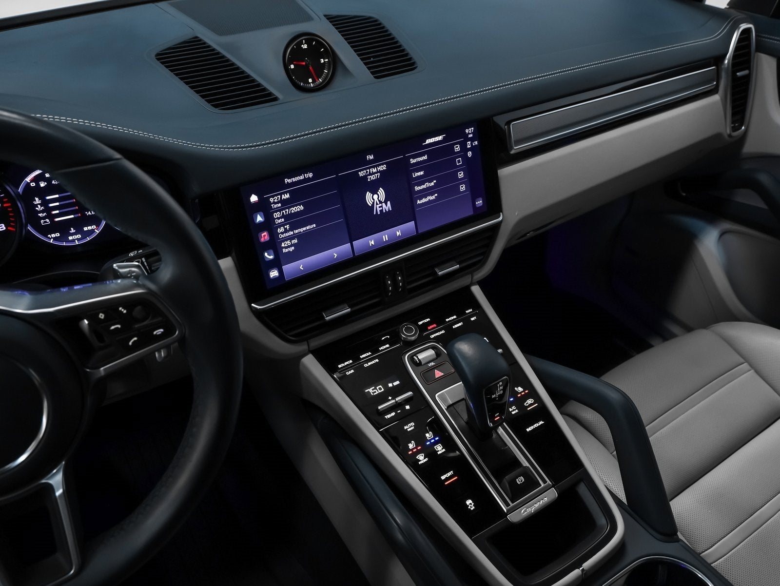 2023 Porsche Cayenne Platinum Edition