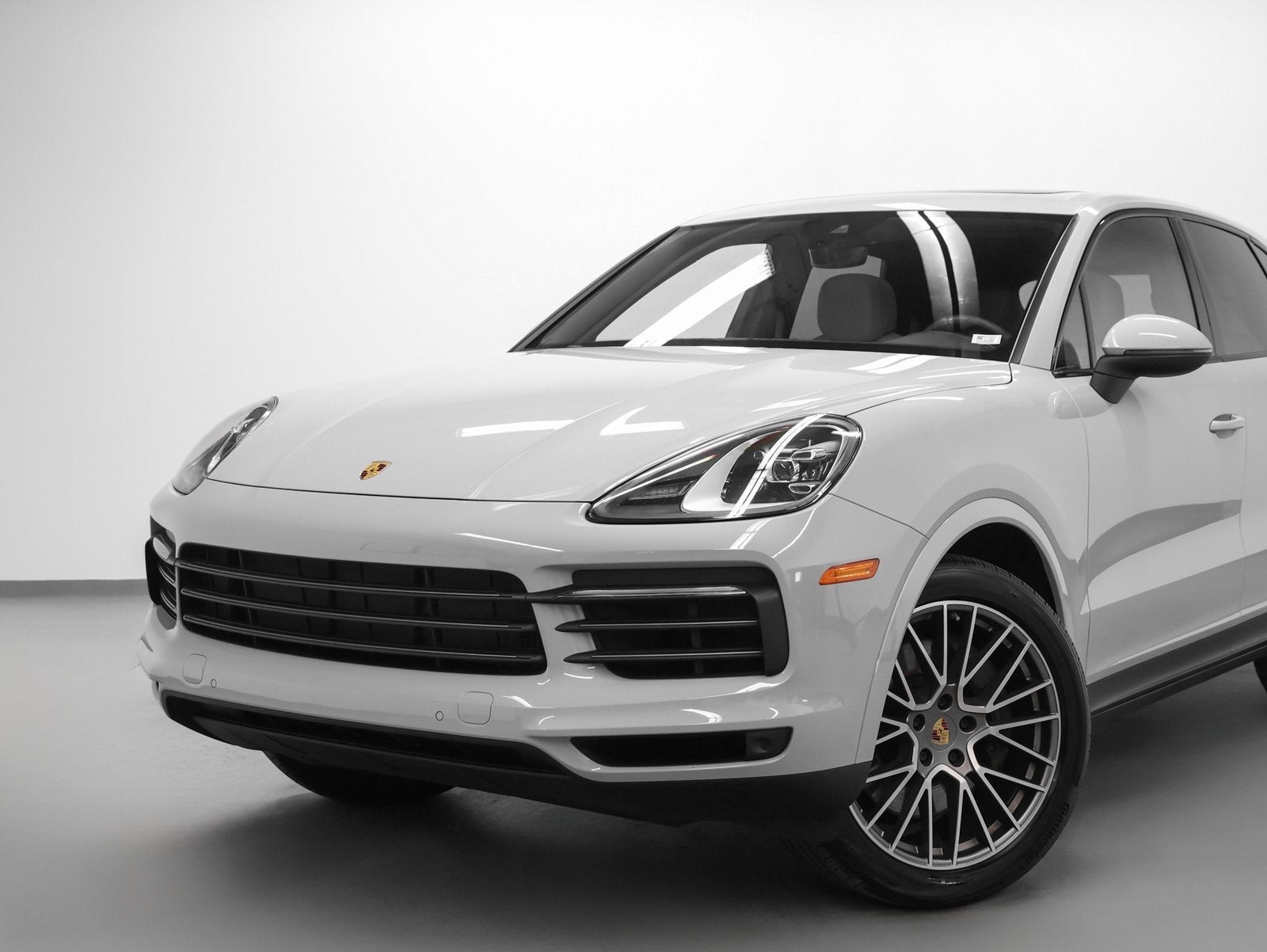 2023 Porsche Cayenne Platinum Edition