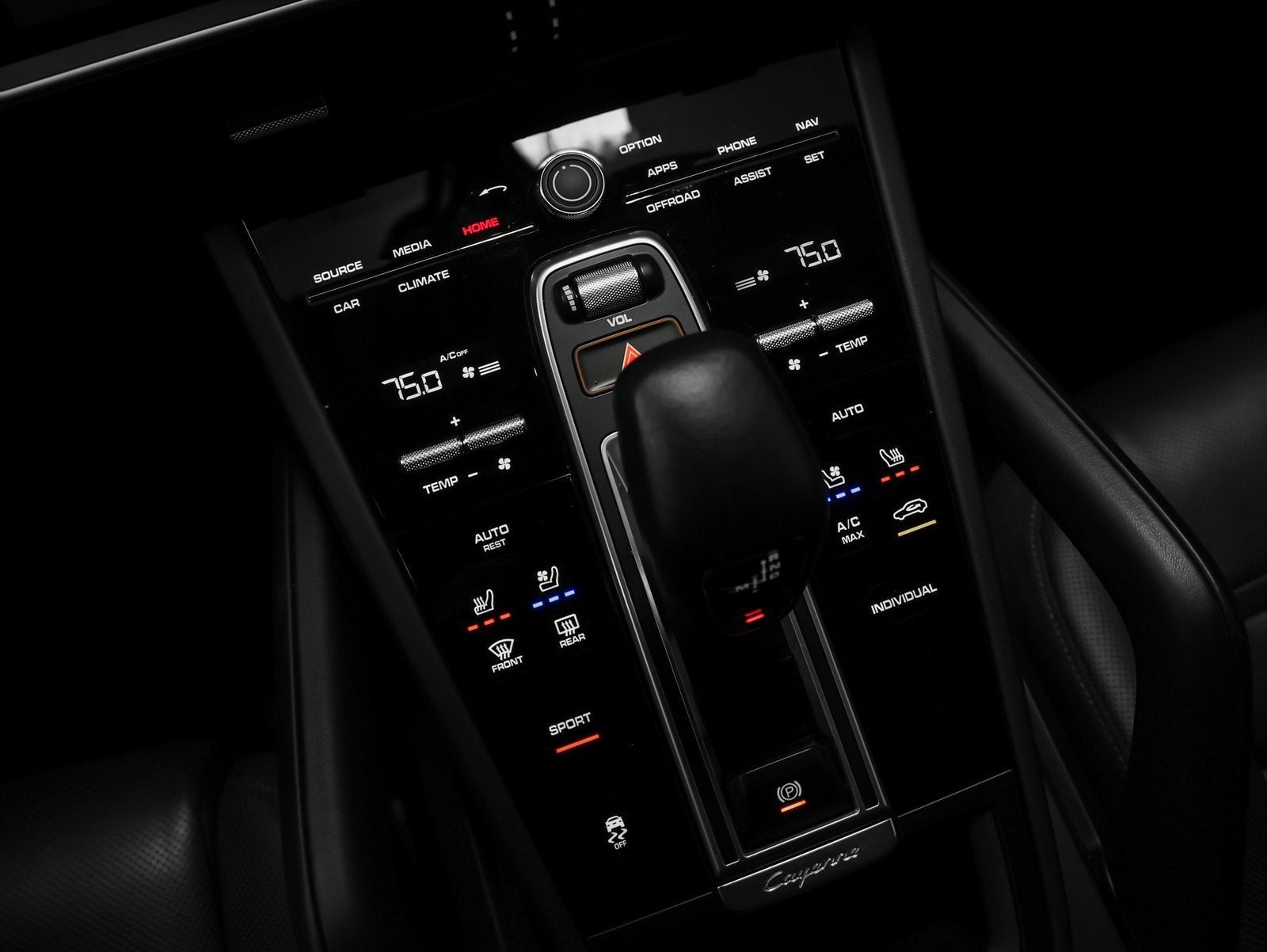 2023 Porsche Cayenne Platinum Edition