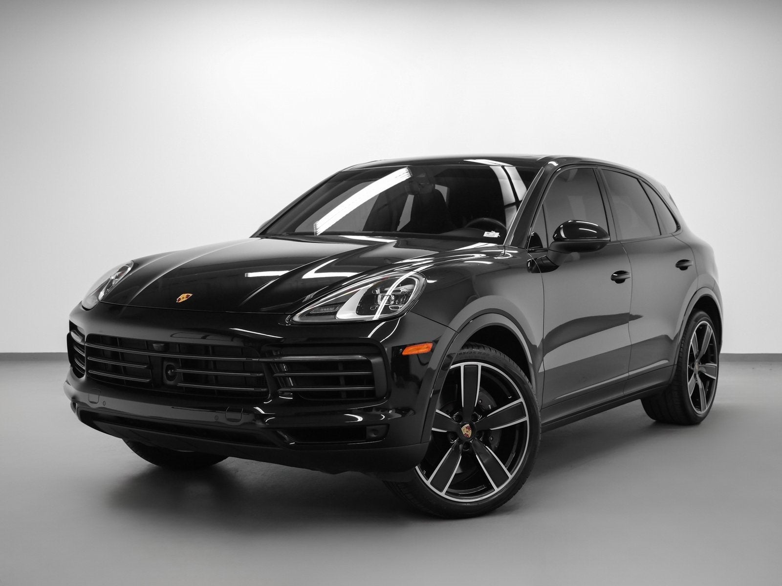 2023 Porsche Cayenne Platinum Edition