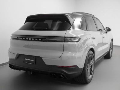 2025 Porsche Cayenne Base