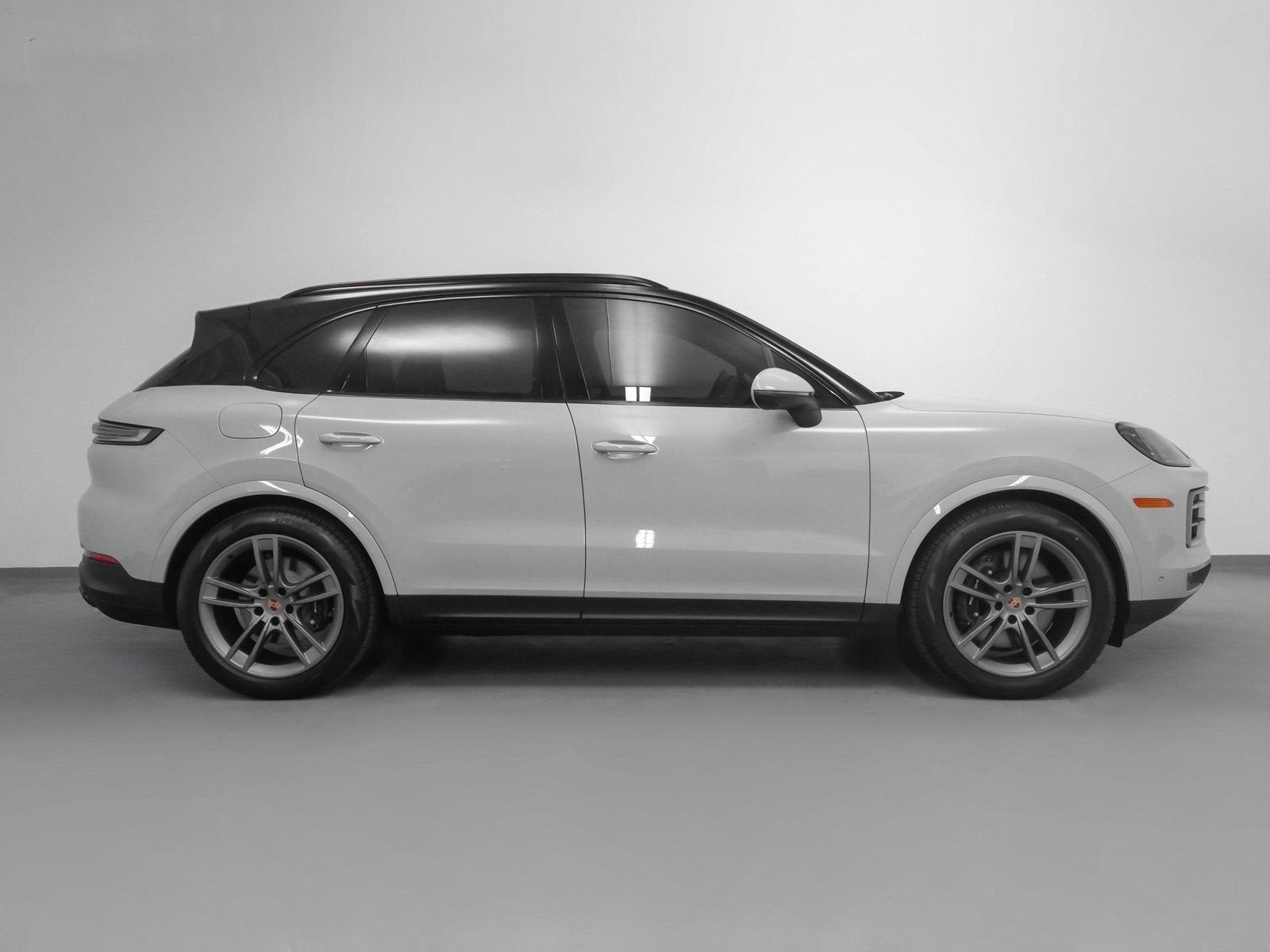 2025 Porsche Cayenne Base