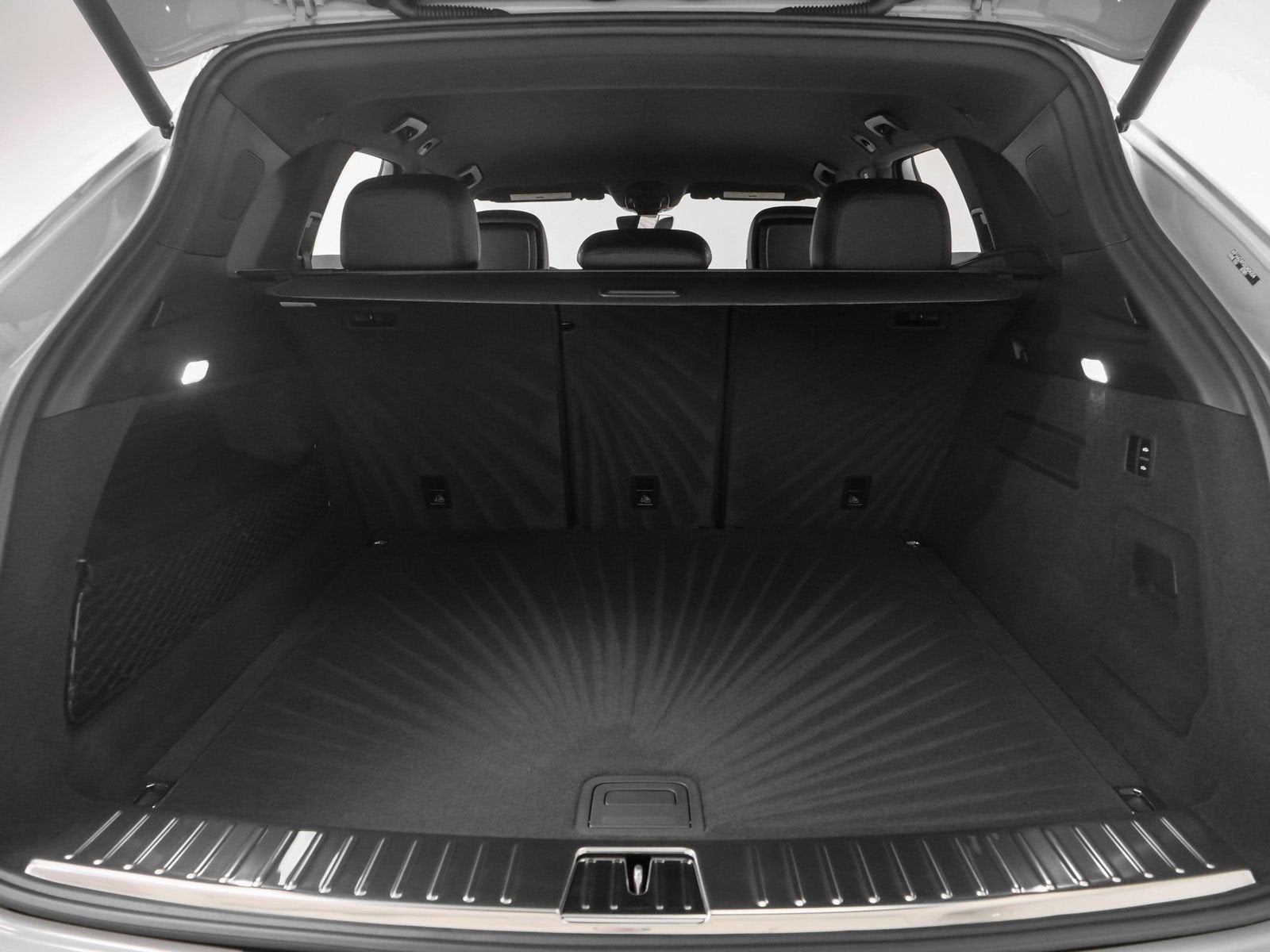 2025 Porsche Cayenne Base