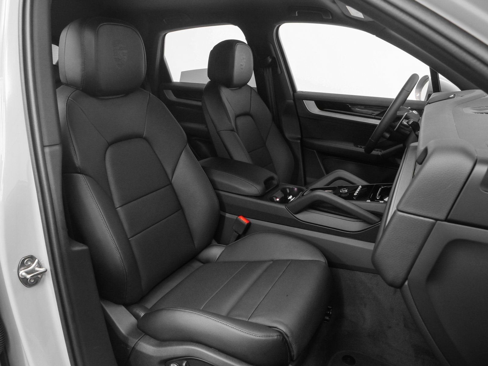 2025 Porsche Cayenne Base