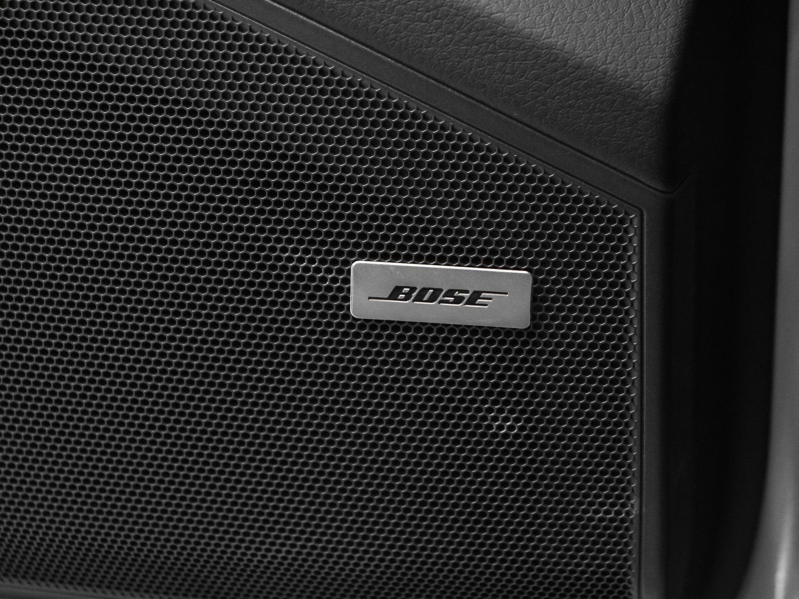 2025 Porsche Cayenne Base