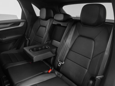 2025 Porsche Cayenne Base