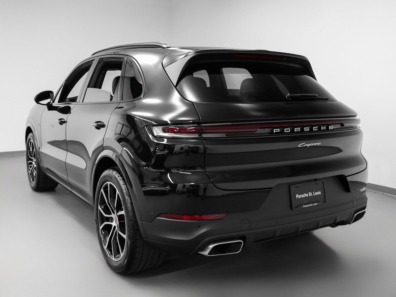 2025 Porsche Cayenne Base