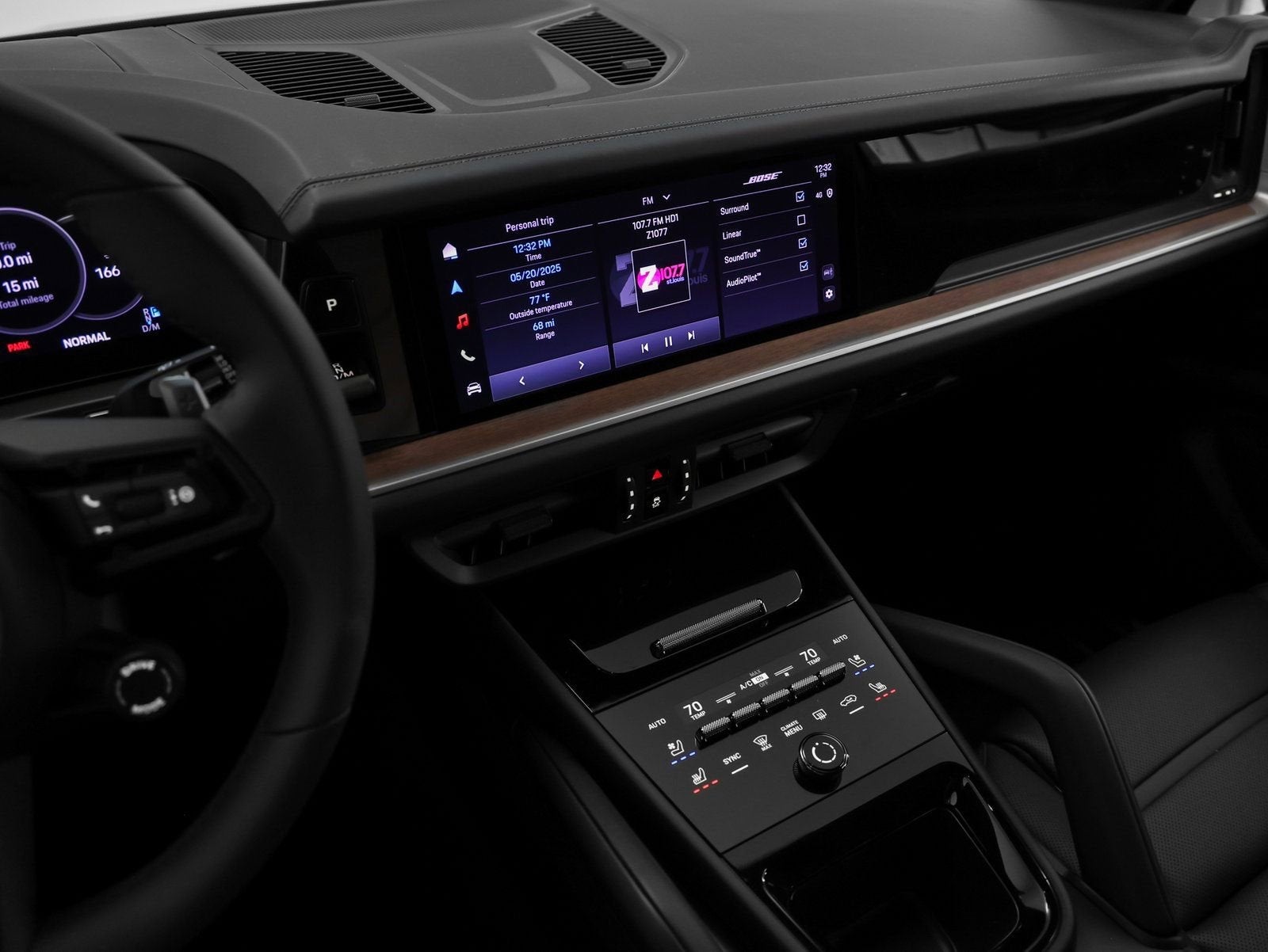 2025 Porsche Cayenne Base