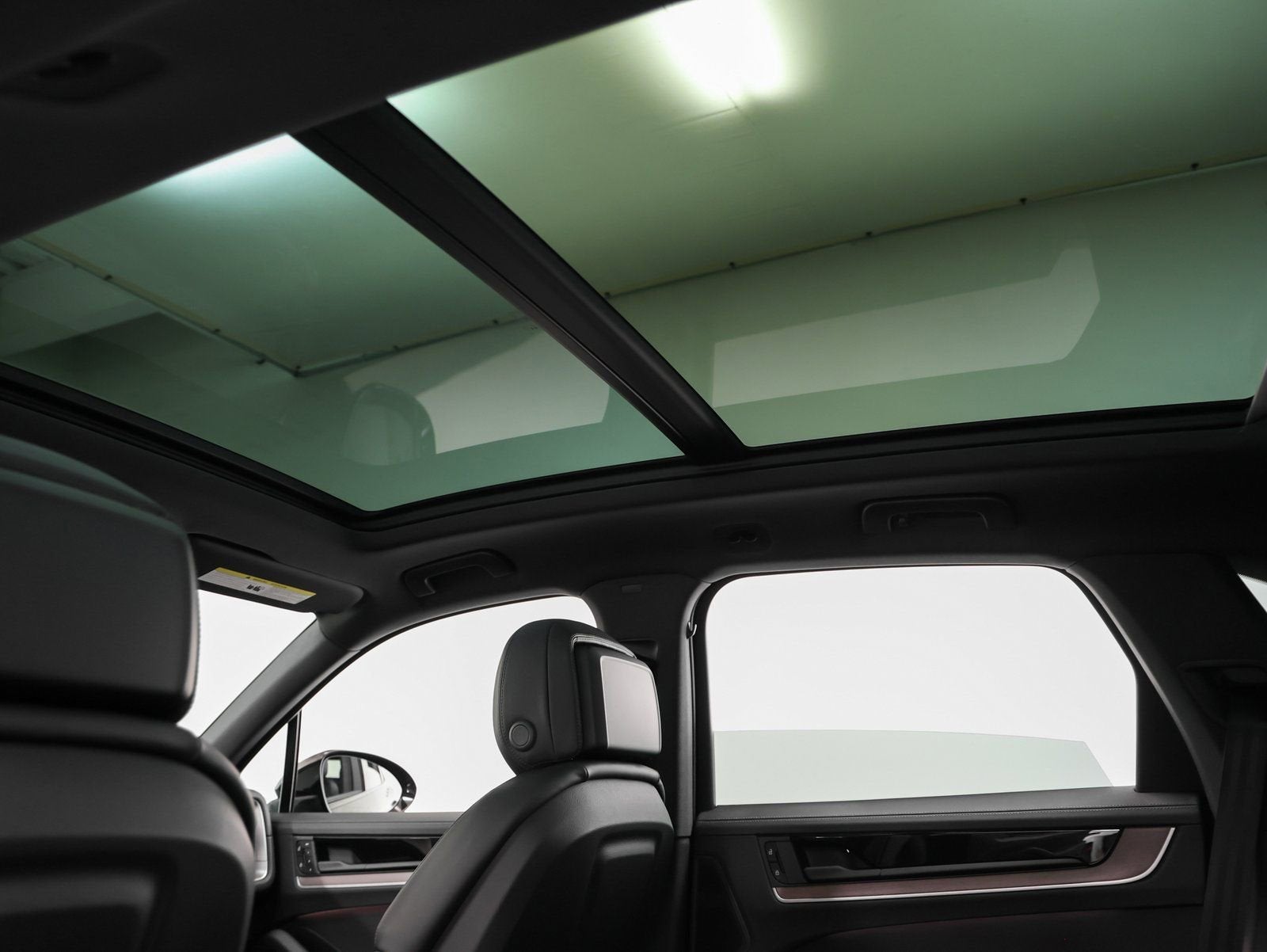 2025 Porsche Cayenne Base