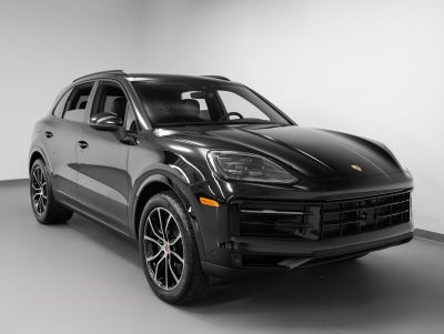 2025 Porsche Cayenne Base