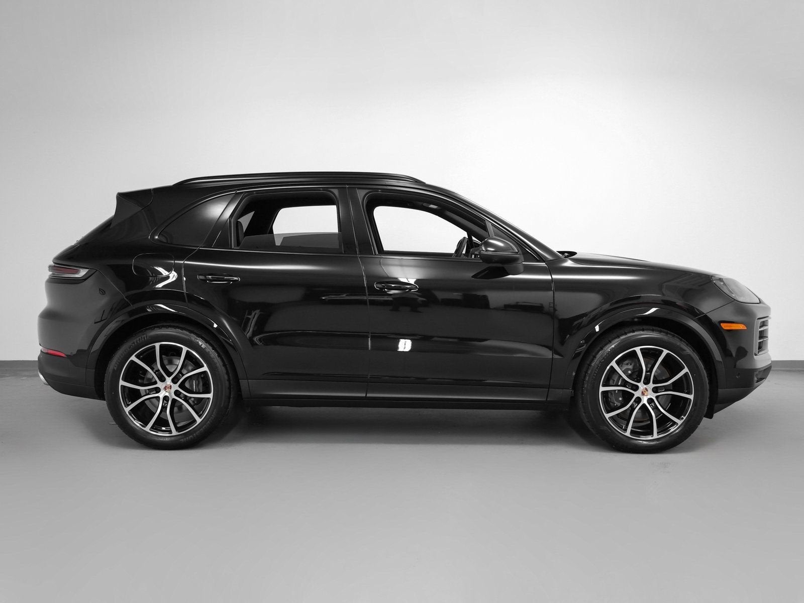 2025 Porsche Cayenne Base