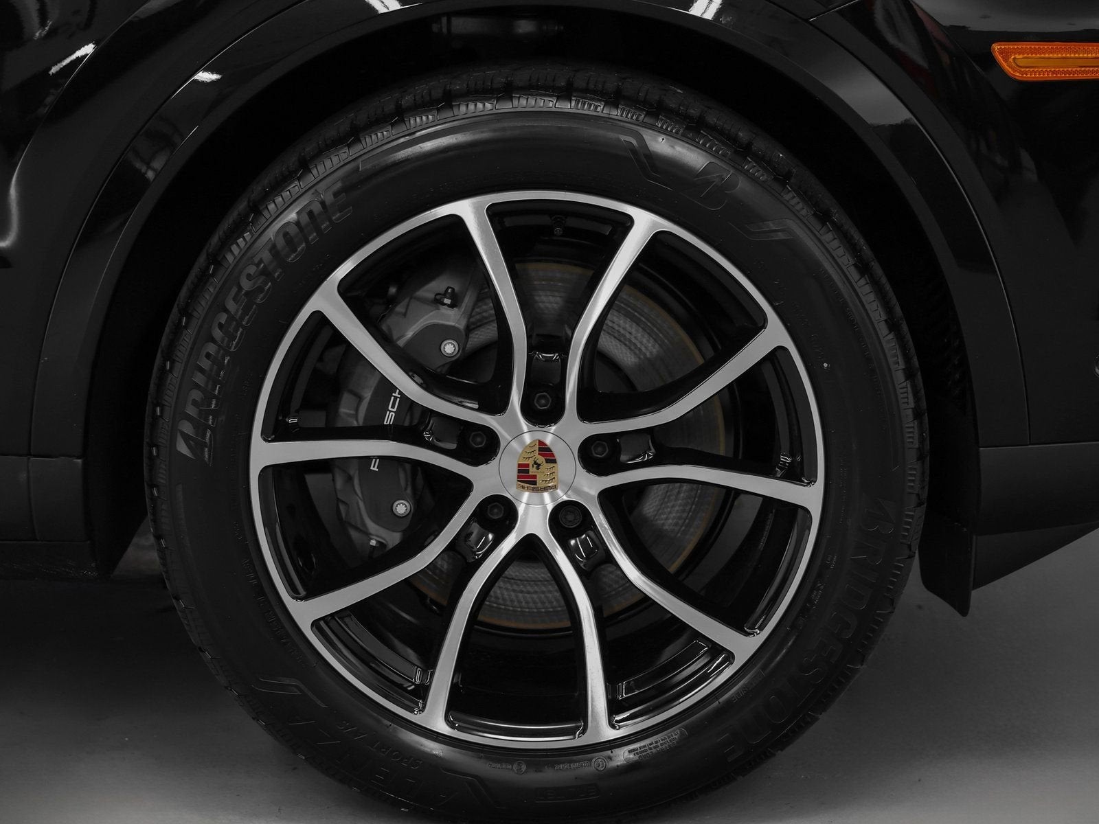 2025 Porsche Cayenne Base