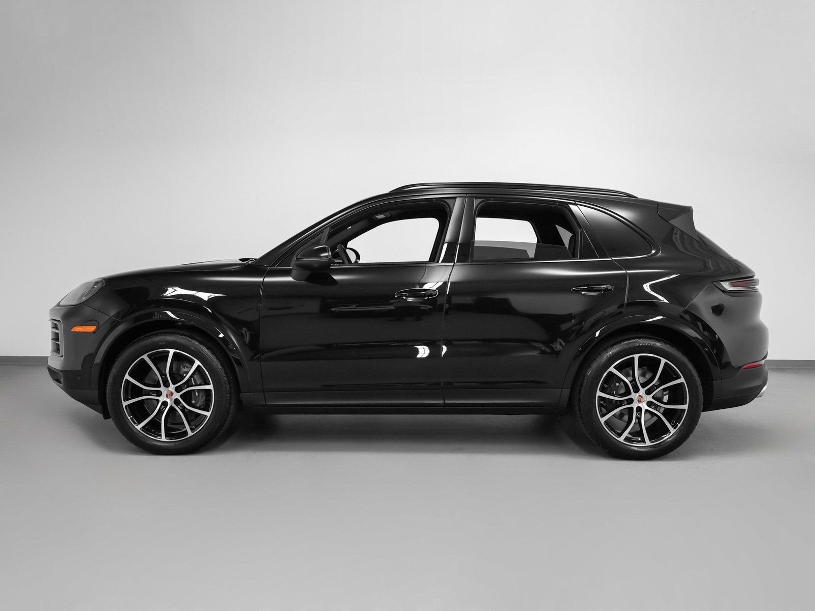 2025 Porsche Cayenne Base