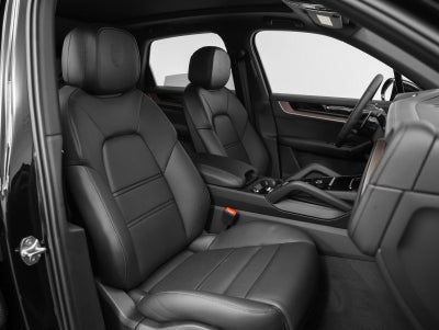 2025 Porsche Cayenne Base