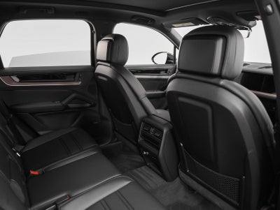 2025 Porsche Cayenne Base
