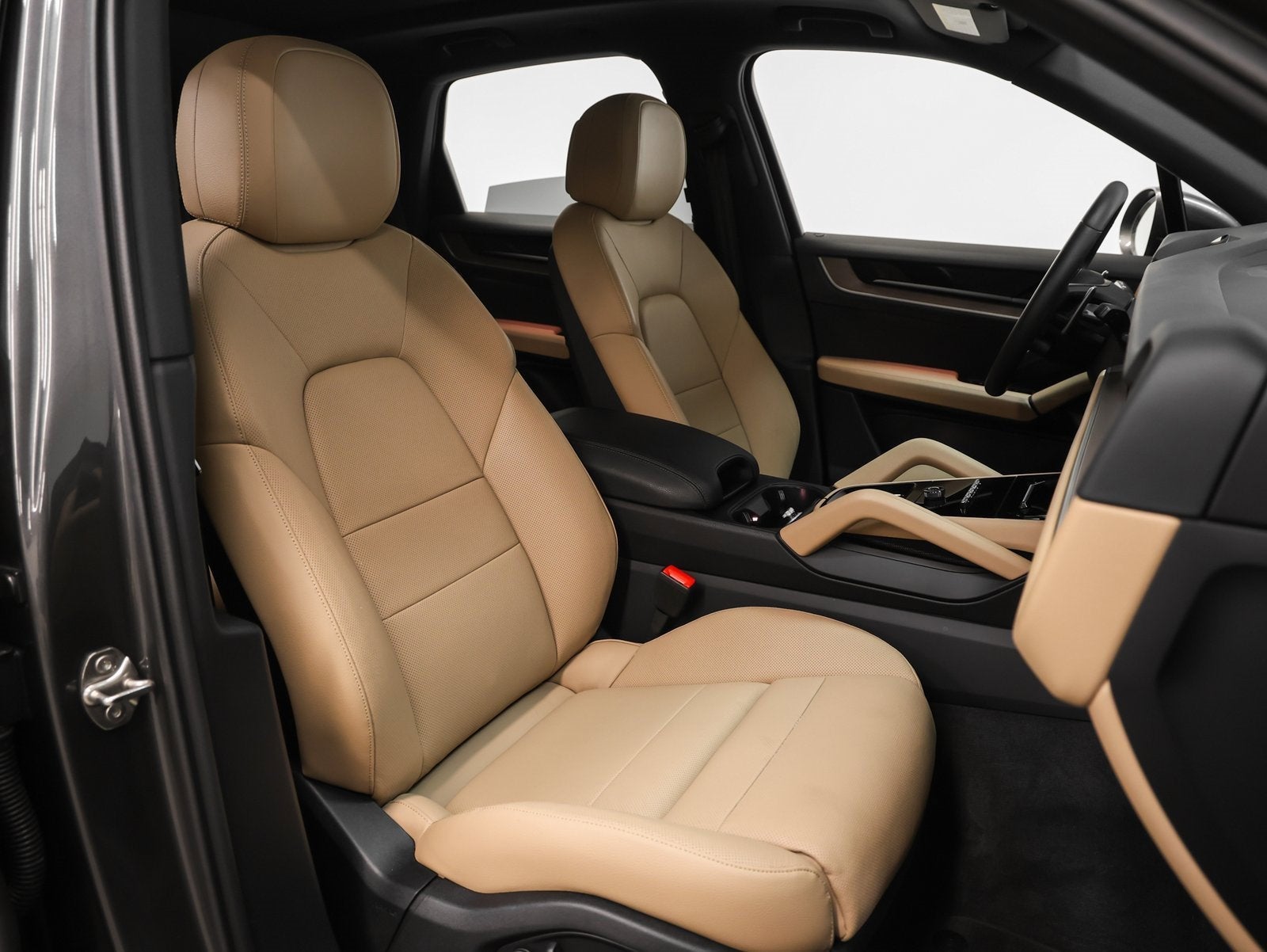 2025 Porsche Cayenne Base