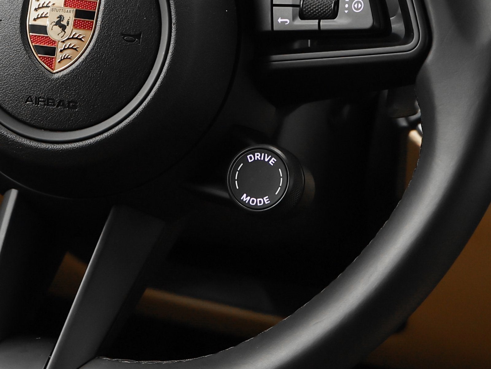 2025 Porsche Cayenne Base