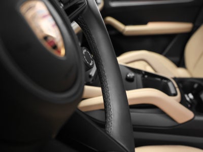 2025 Porsche Cayenne Base