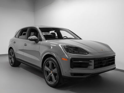 2025 Porsche Cayenne Base