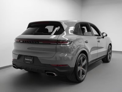 2025 Porsche Cayenne Base