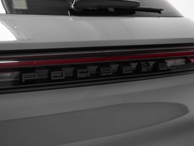 2025 Porsche Cayenne Base