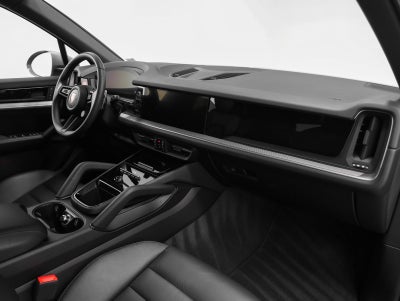 2025 Porsche Cayenne Base