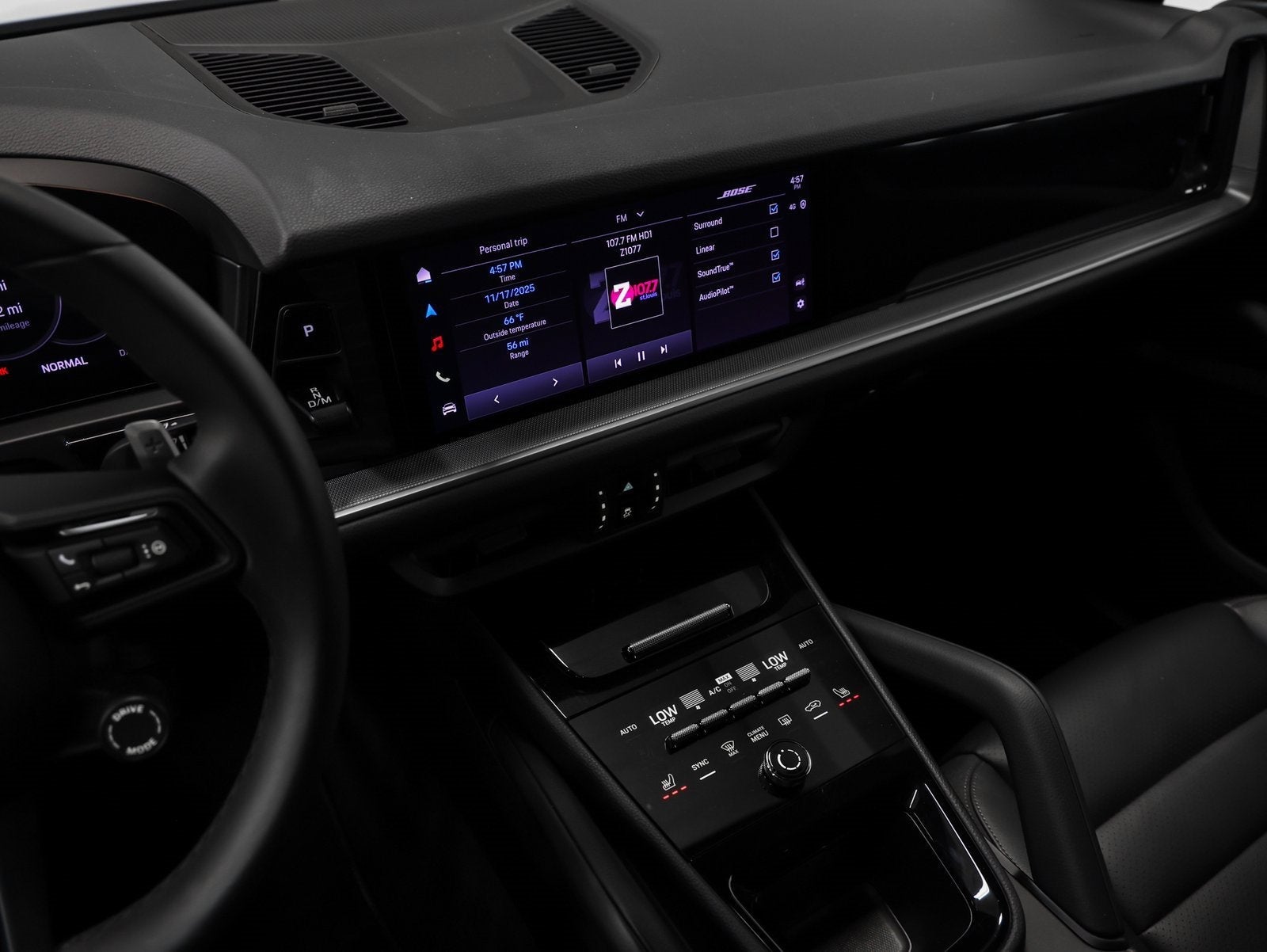 2025 Porsche Cayenne Base