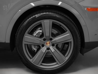 2025 Porsche Cayenne Base