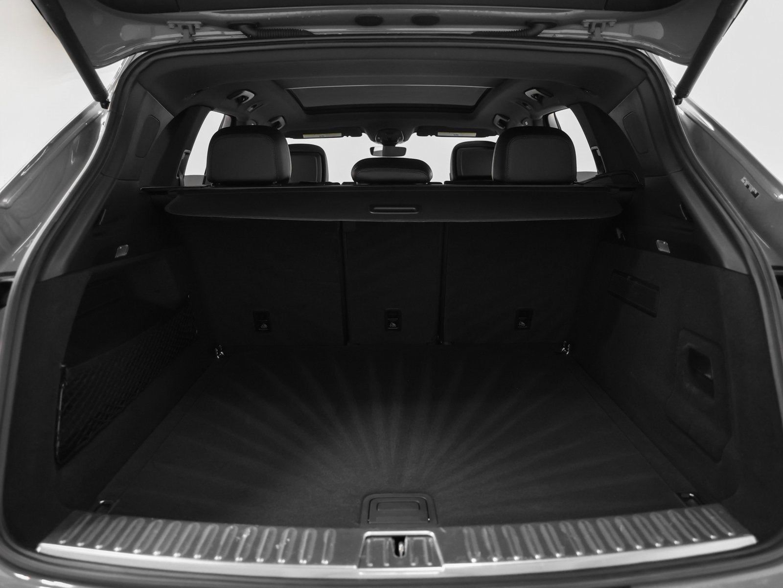 2025 Porsche Cayenne Base