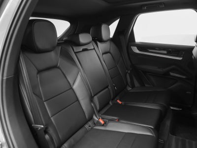 2025 Porsche Cayenne Base