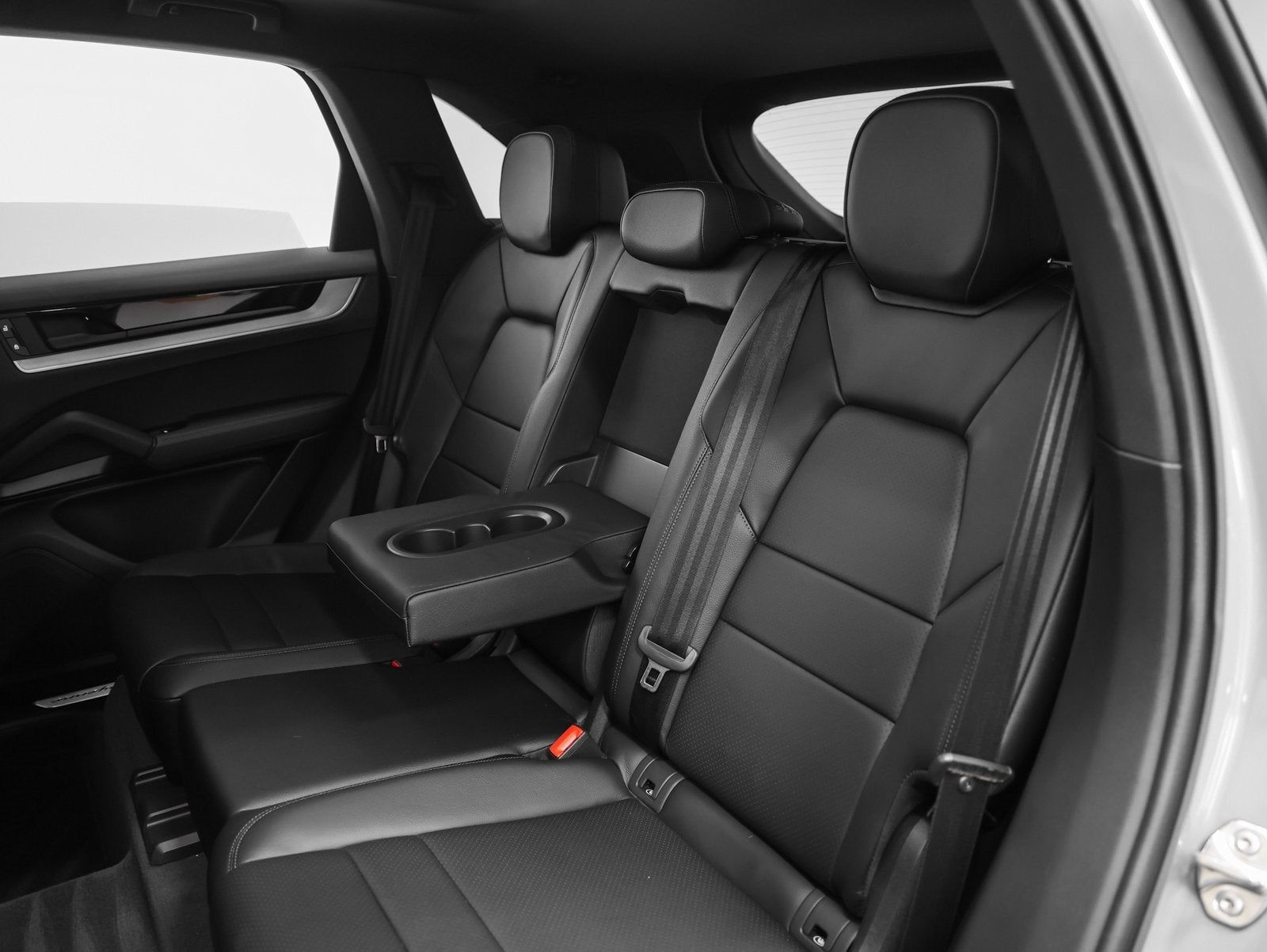 2025 Porsche Cayenne Base