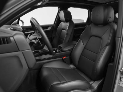 2025 Porsche Cayenne Base