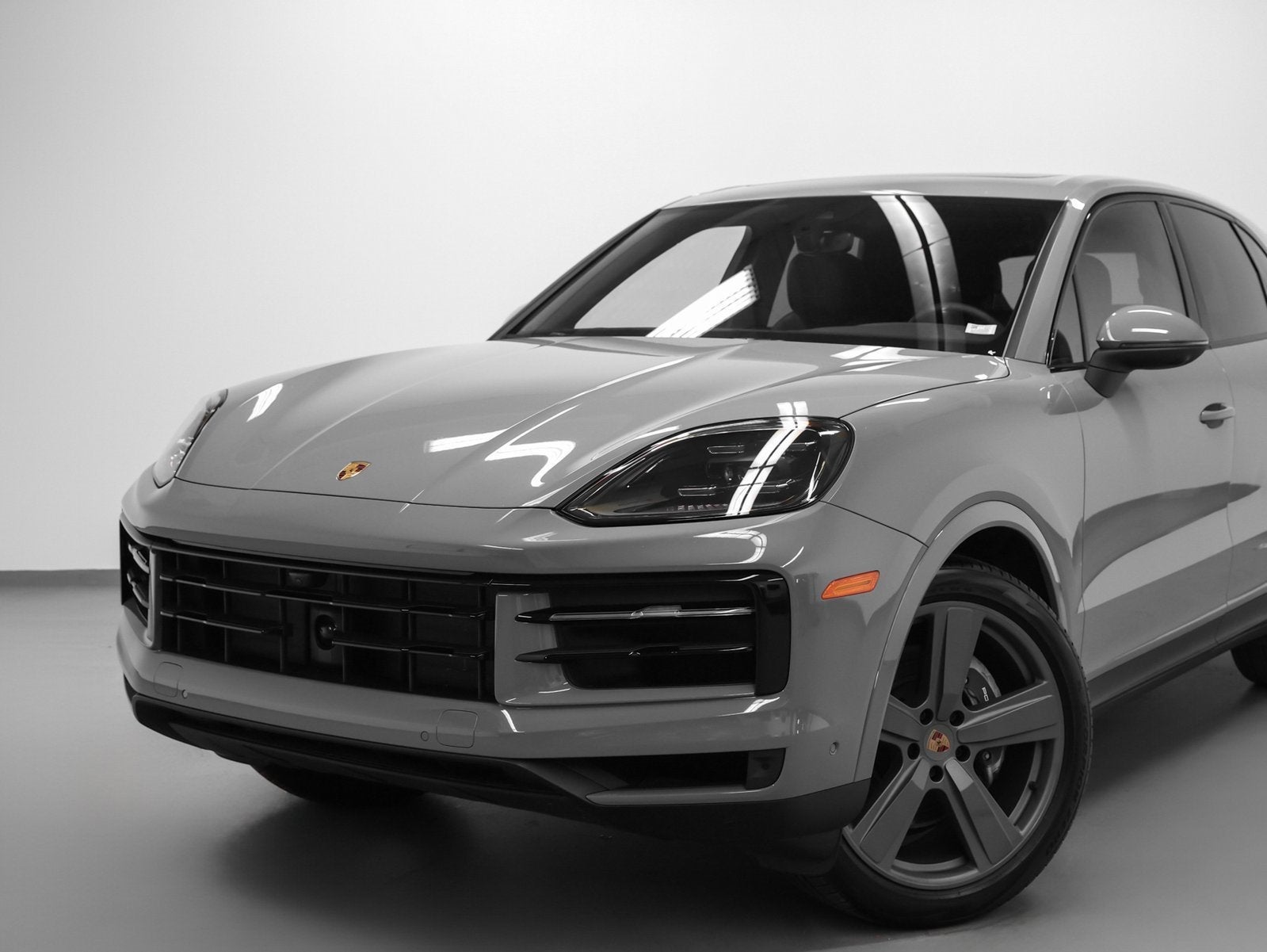 2025 Porsche Cayenne Base