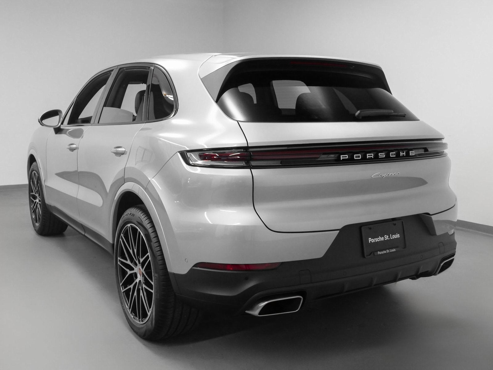 2025 Porsche Cayenne Base