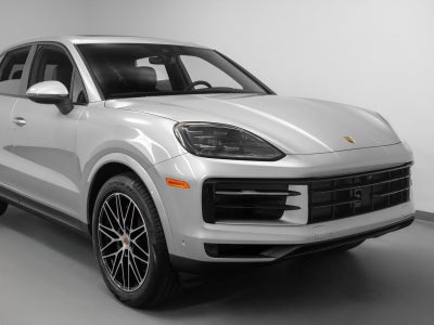 2025 Porsche Cayenne Base