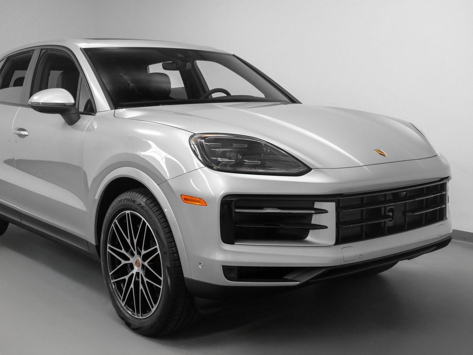 2025 Porsche Cayenne Base